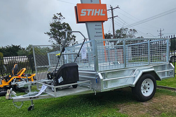 8x5 TRAILER GAL MANUAL TIPPER WITH CAGE