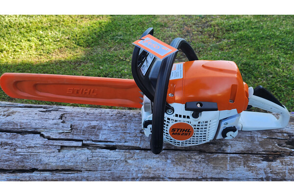 Second Hand Stihl MS 251 Chainsaw